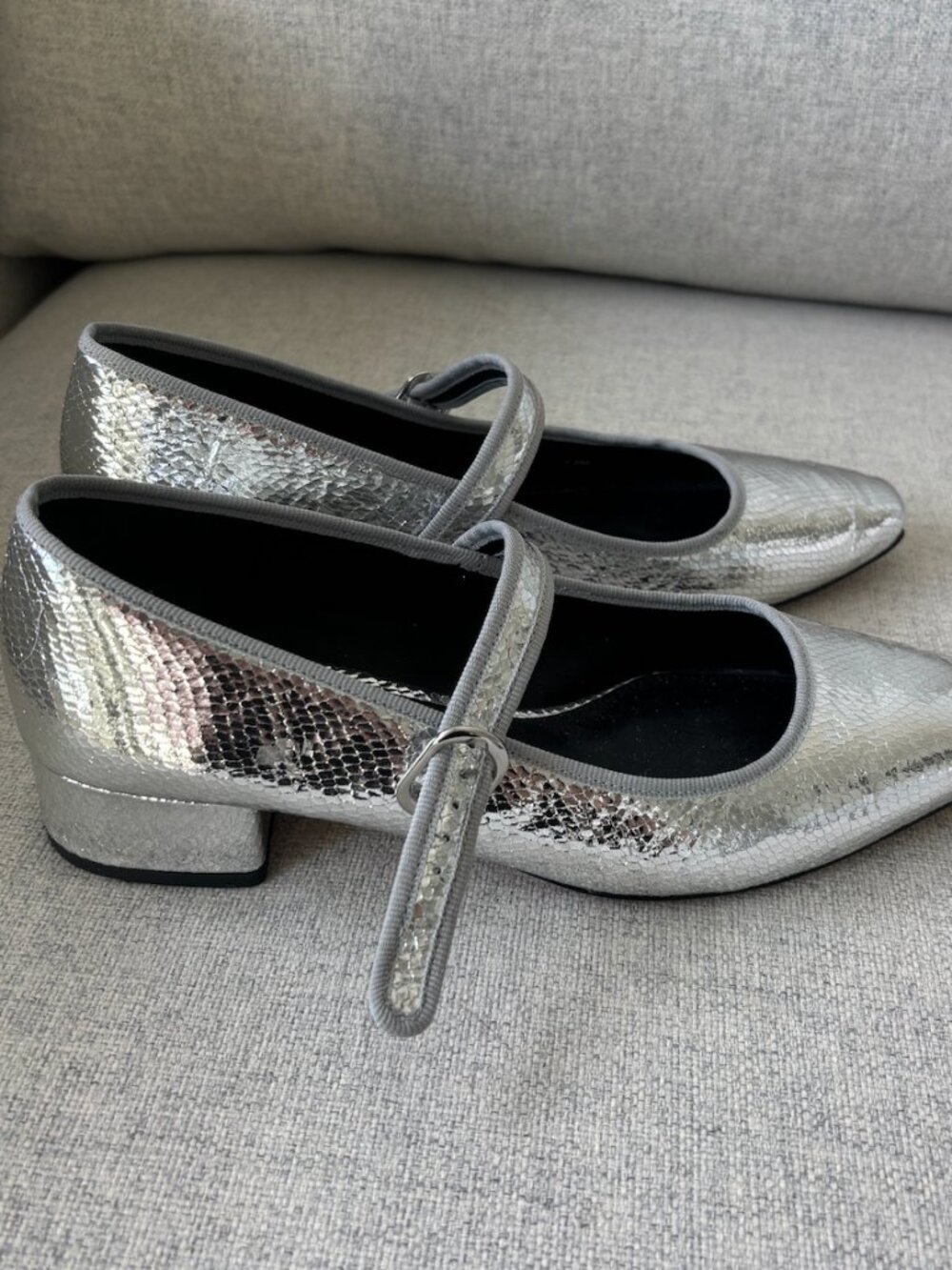 Veronica Beard Leather Cecil Pumps Silver (O $375)